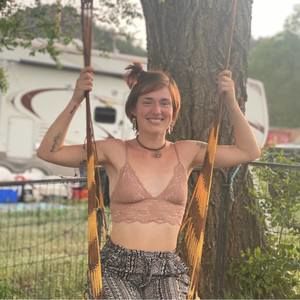 Meet your Posher, Kay